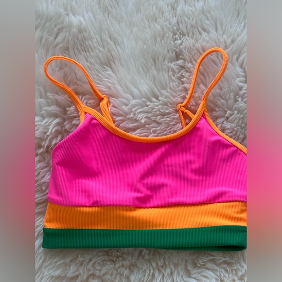 NWOT Beach Riot Eva Colorblock Bikini Top Size S $98 - Picture 6 of 6